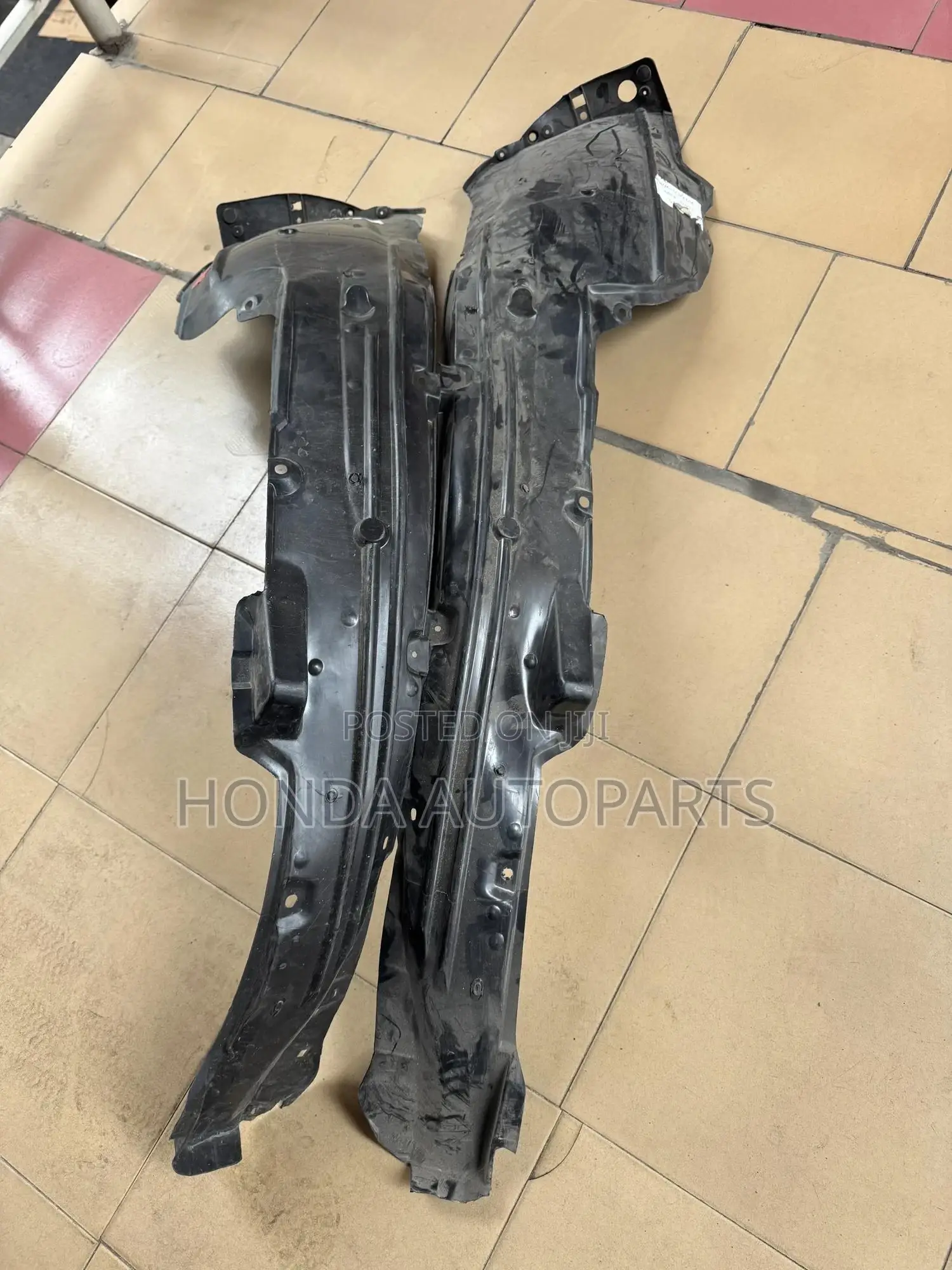 Honda CRV 2012 Front Fender Linner.