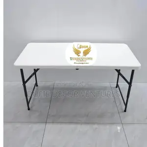 6 Seater Dinning Set Available