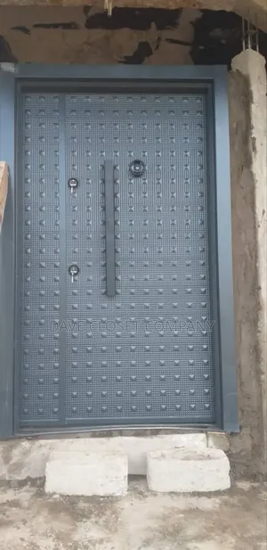 Heavy Duty Security Doors (004)