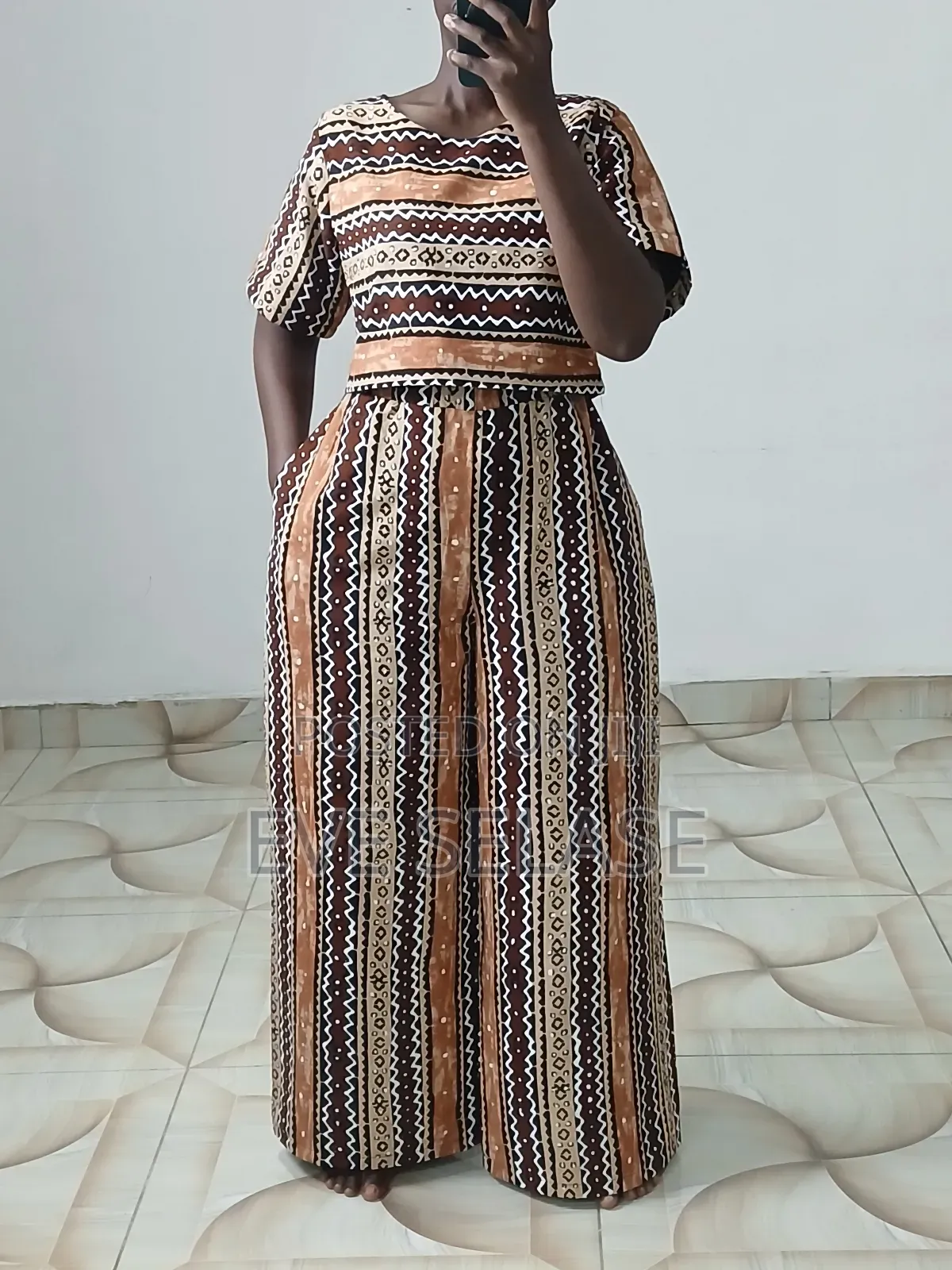 Chic Wide Leg Trousers With Crop Top. Available for Pre-Order .