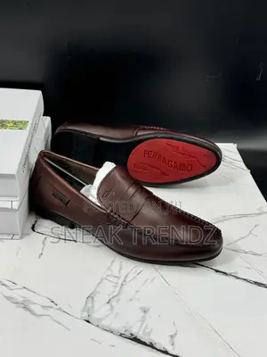 Original Ferragamo Loafers Coffee Brown