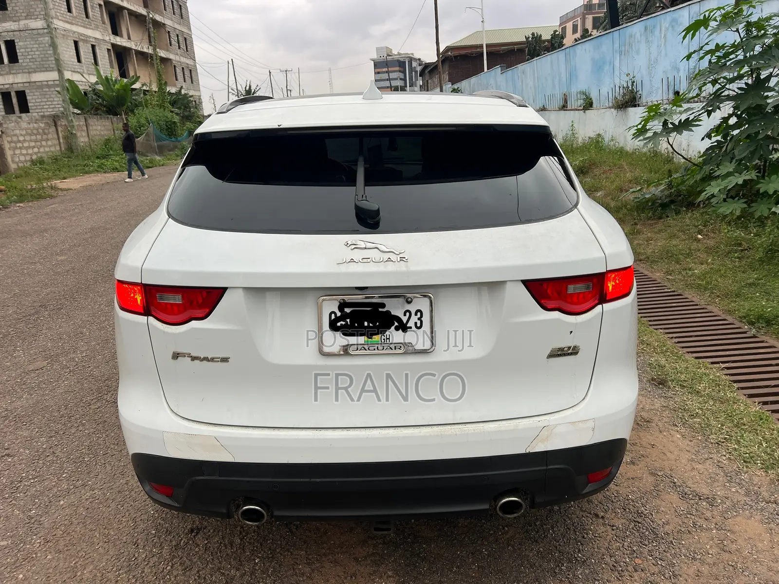 Jaguar F-Pace 30t Premium AWD 2019 White