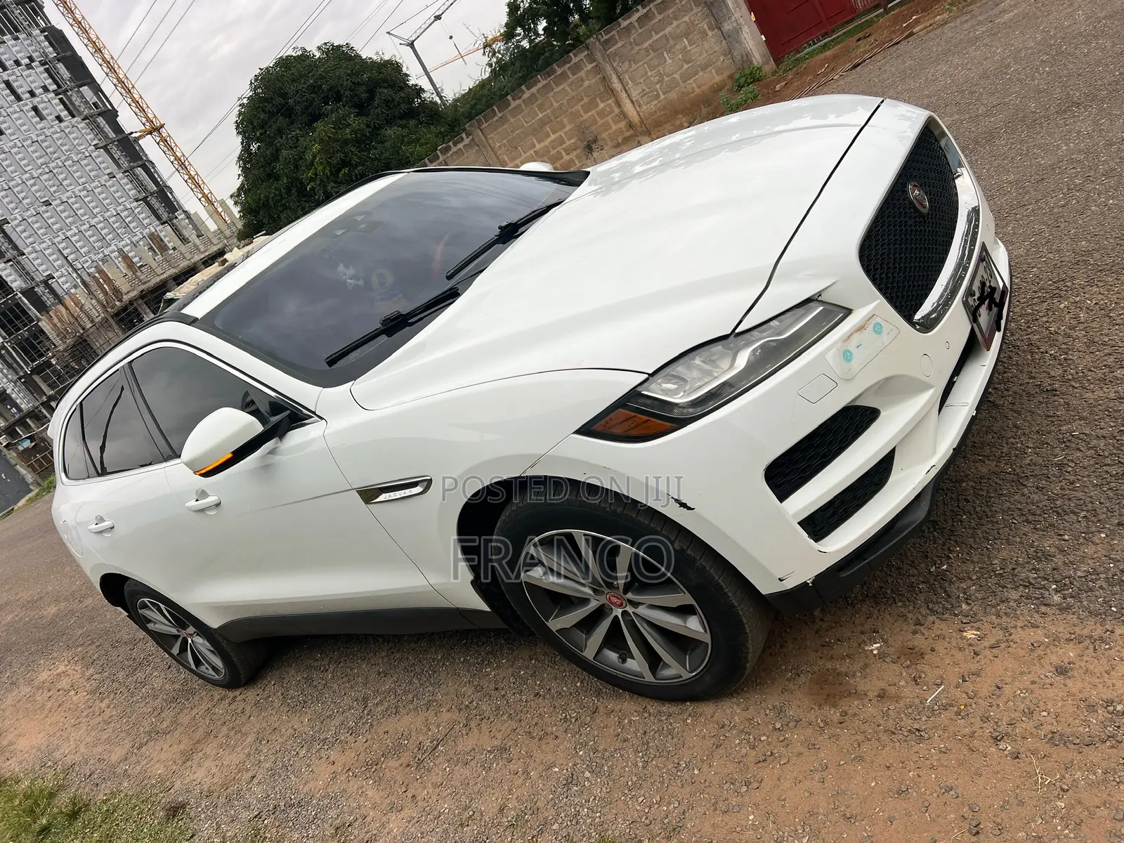 Jaguar F-Pace 30t Premium AWD 2019 White