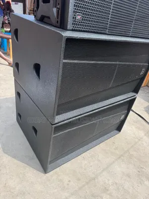 A Pair of Martin Audio Bass Speaker and Jac 12inches Line Array SPK