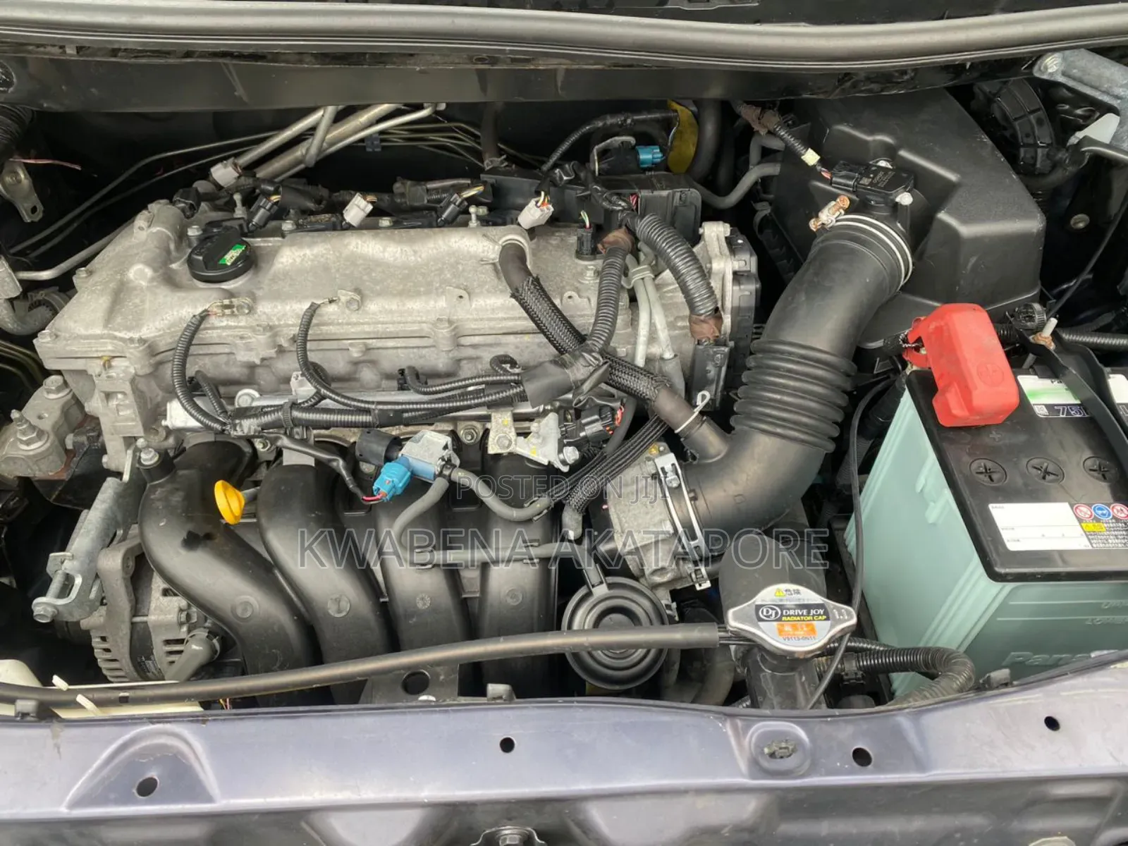 Toyota Voxy 2013 Gray