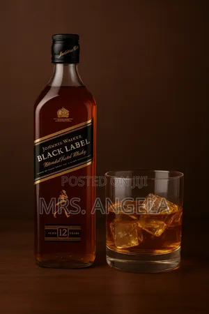 Johnnie Walker Black Label Blended Scotch Whisky – 12 Years Old
