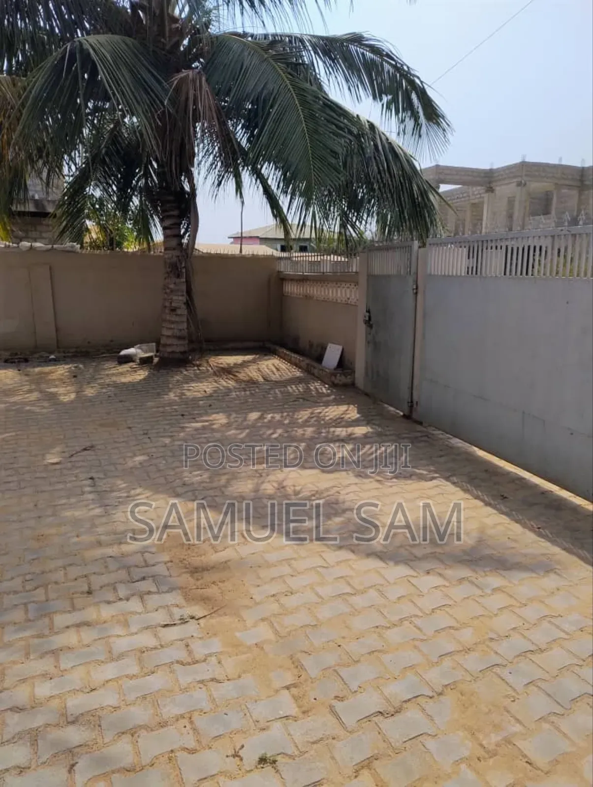 3bdrm House in Tema Golf City for sale
