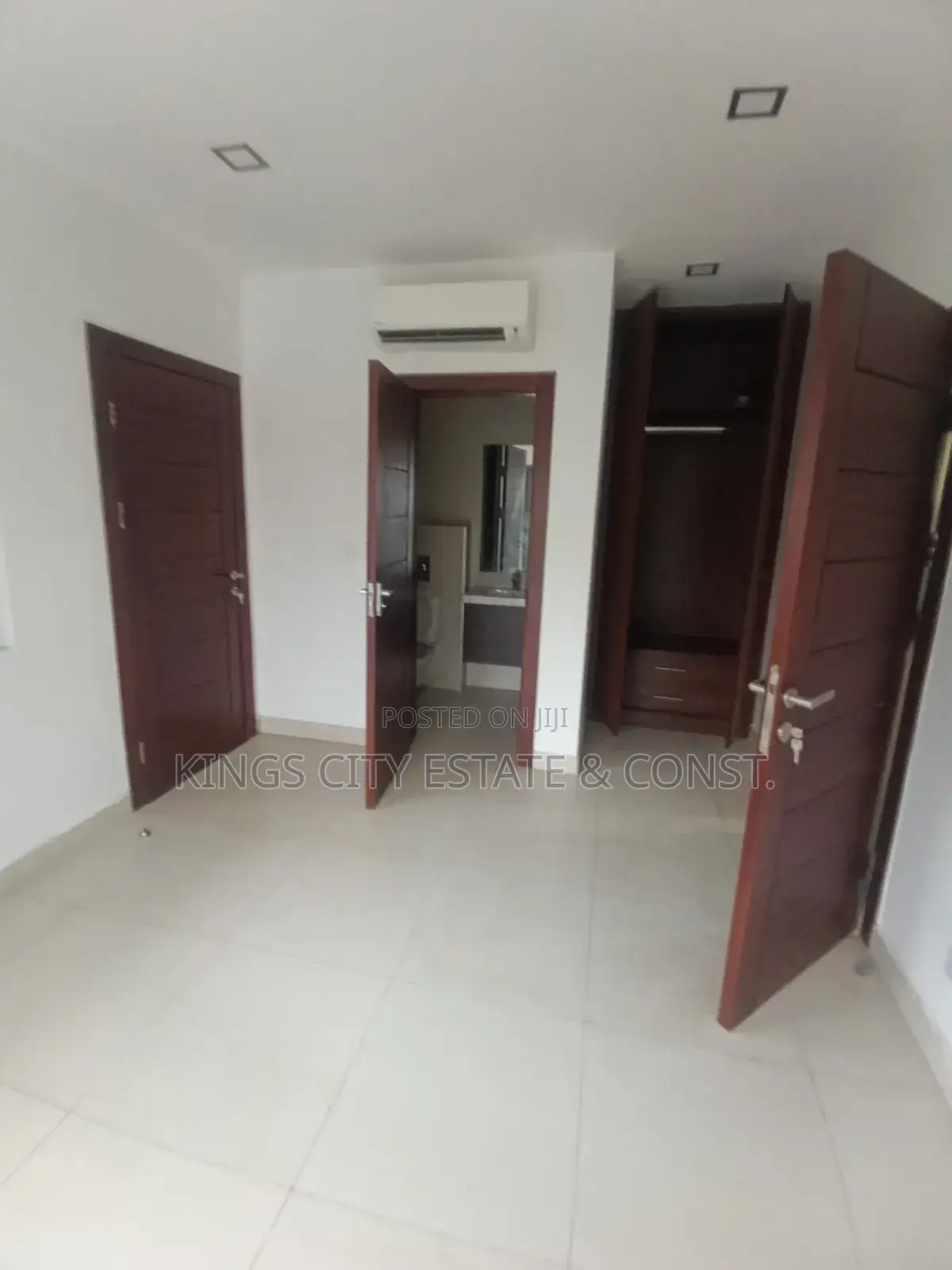 4bdrm House in Kings City Estate, Airport Residential Area for rent