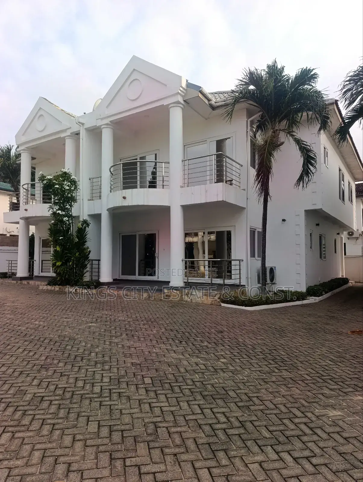 4bdrm House in Kings City Estate &, Airport Residential Area for rent