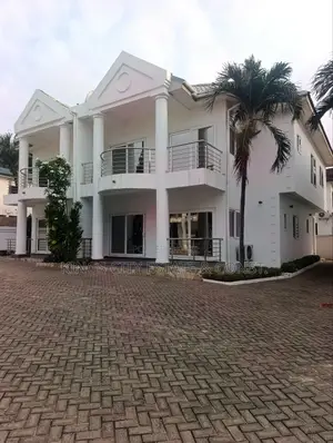 4bdrm House in Kings City Estate &, Airport Residential Area for rent