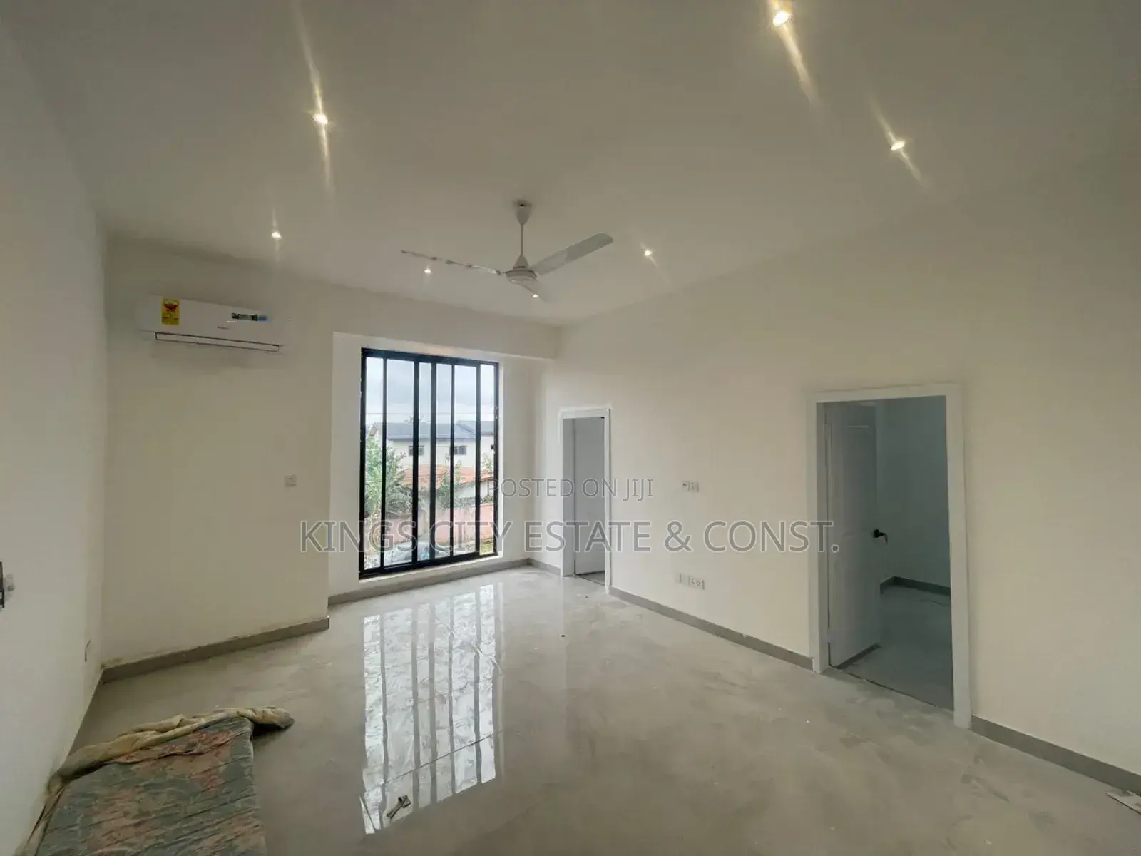 4bdrm House in Kings City Estate &, Airport Residential Area for rent