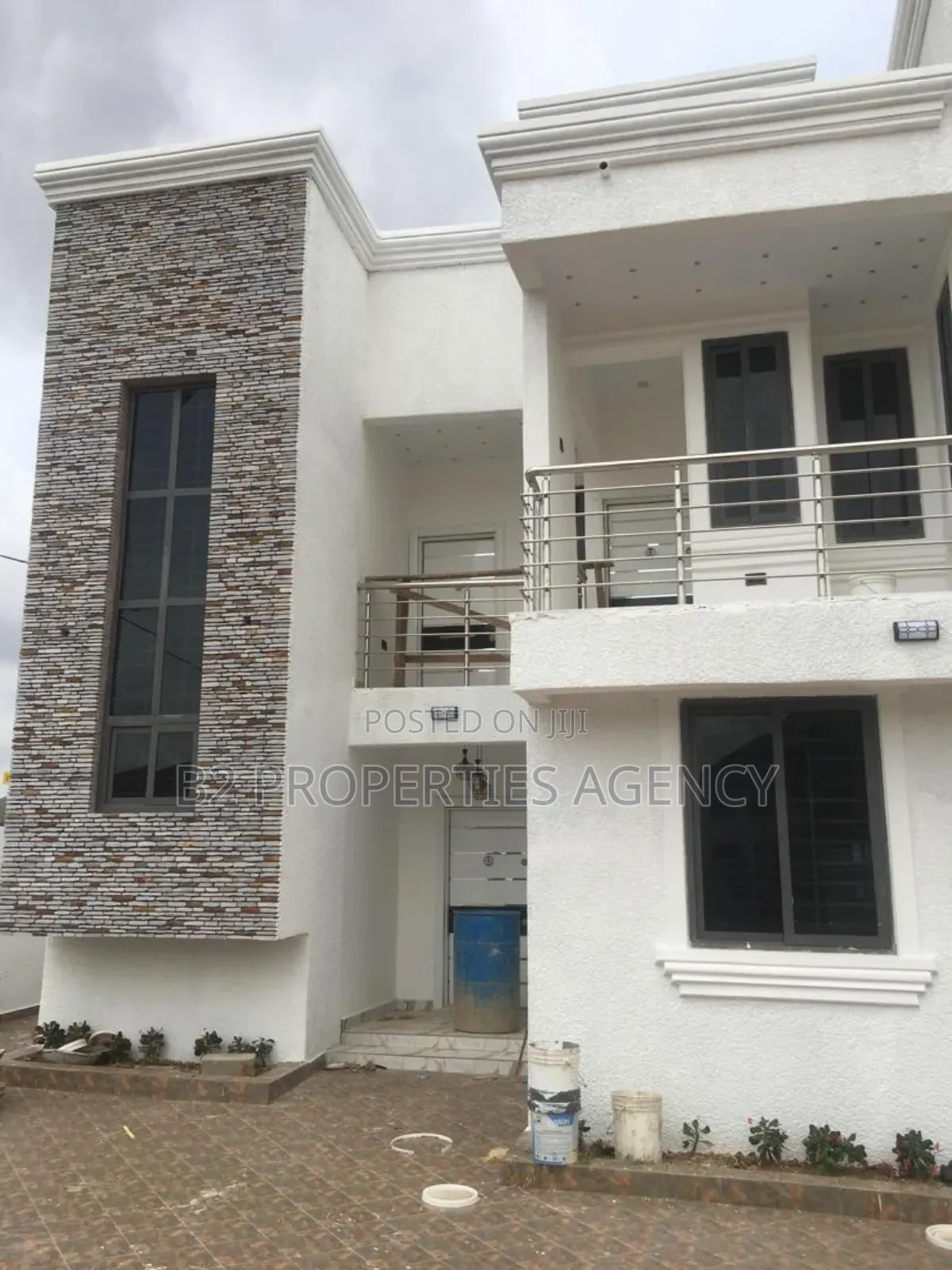 Furnished 5bdrm Mansion in B2 Properties Agency, Kumasi Metropolitan
