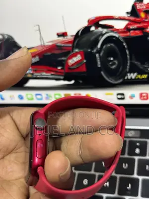 Apple Watch Series 7 41mm Red