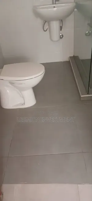 4bdrm Duplex in Airport Residential Area for rent