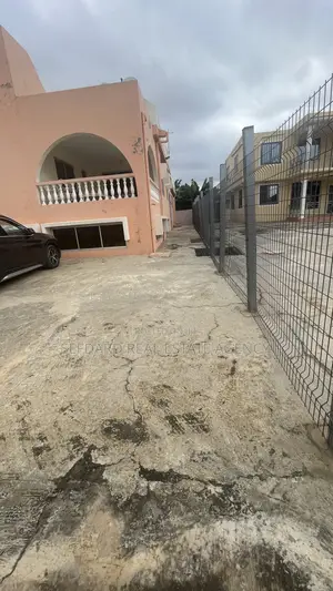 6bdrm House in Dome for sale