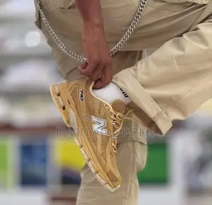 New Balance 740 Turtled Sneaker