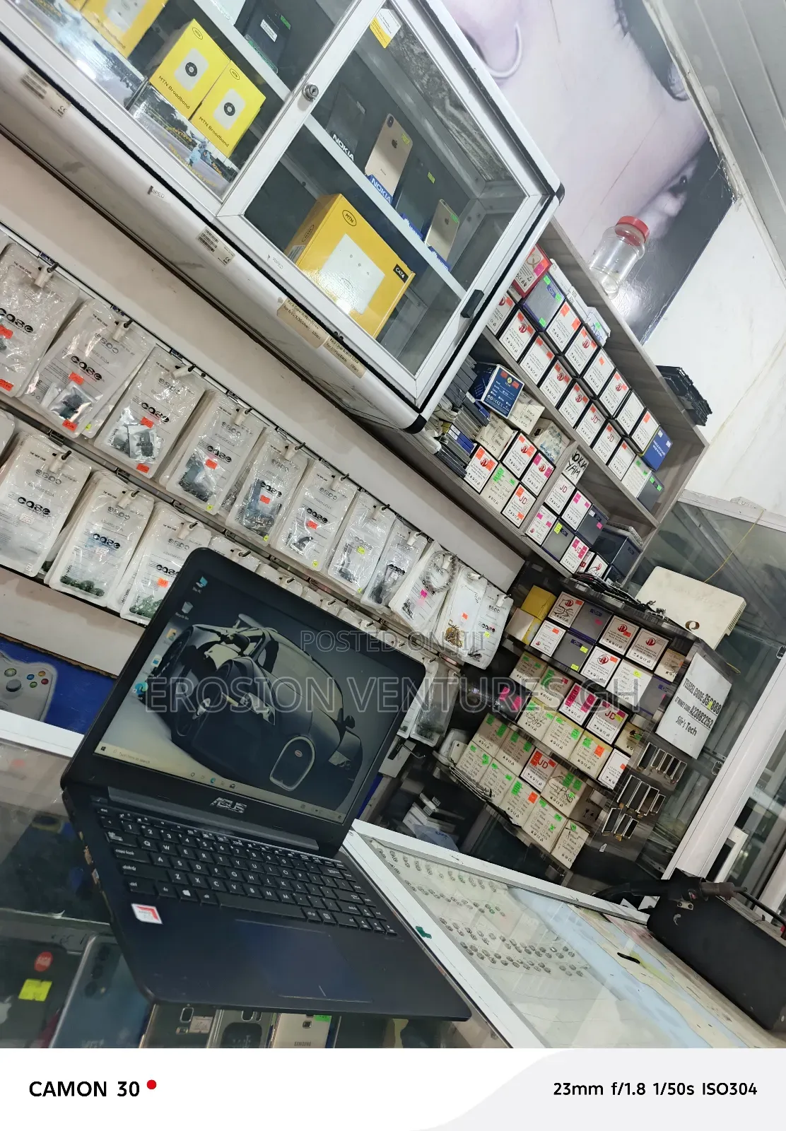 Laptop Asus 8GB AMD A8 SSD 128GB