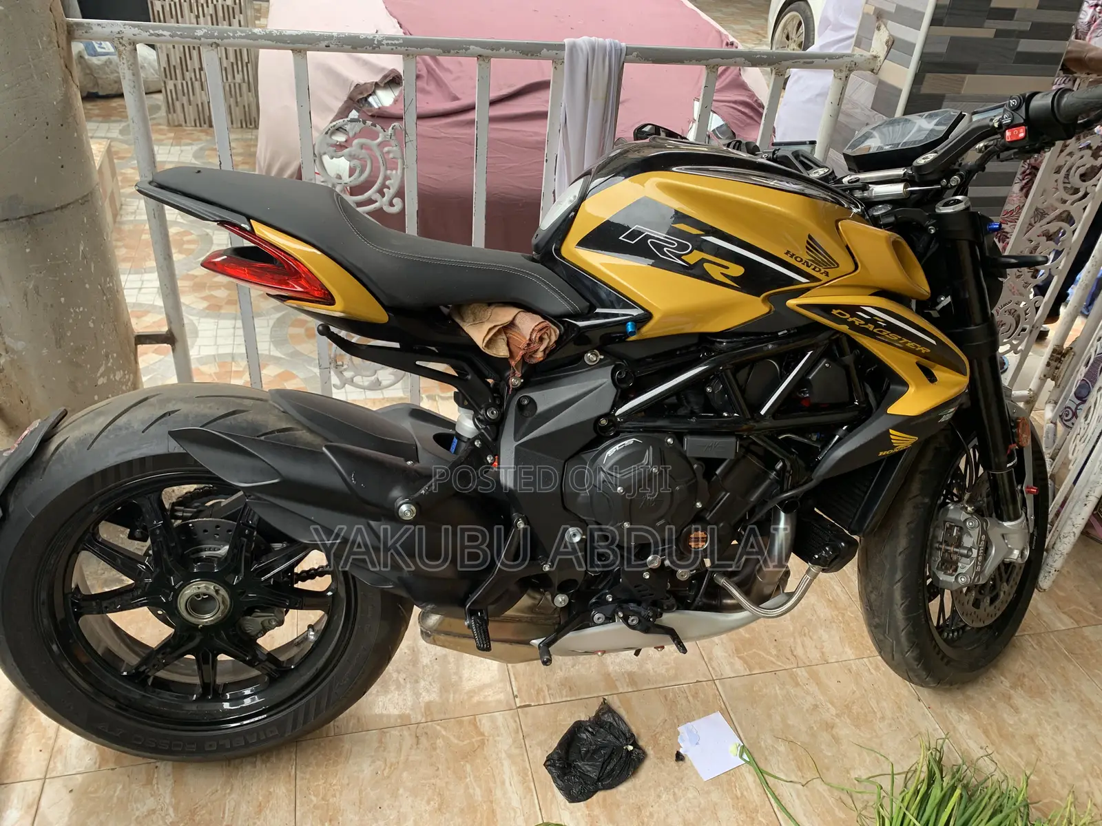 Honda 2025 Yellow