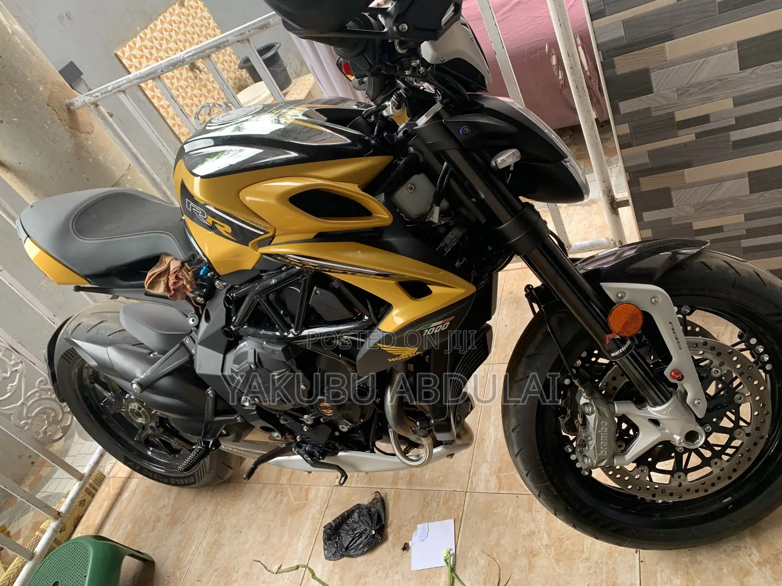 Honda 2025 Yellow