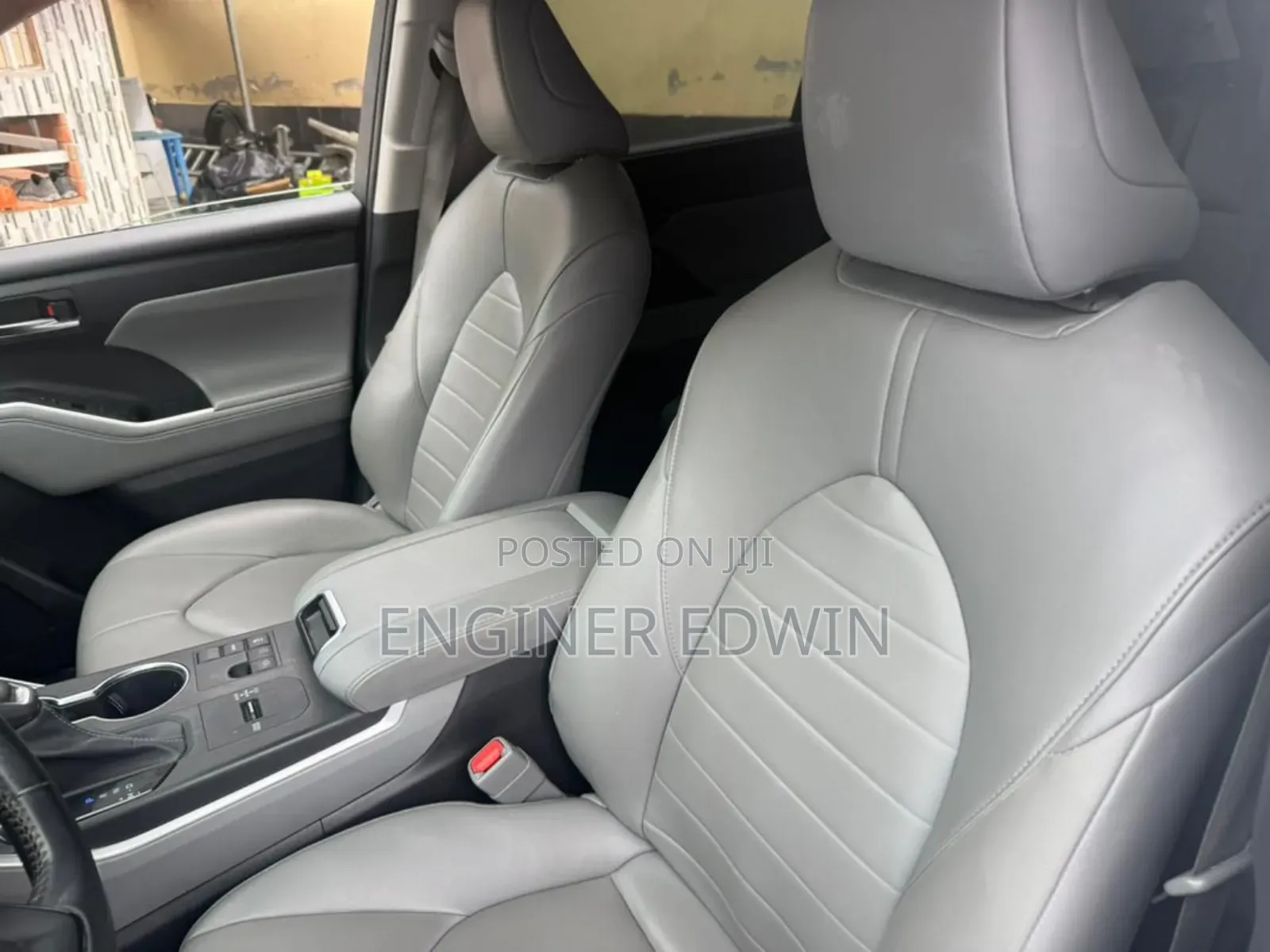 Toyota Highlander XLE AWD 2023 White