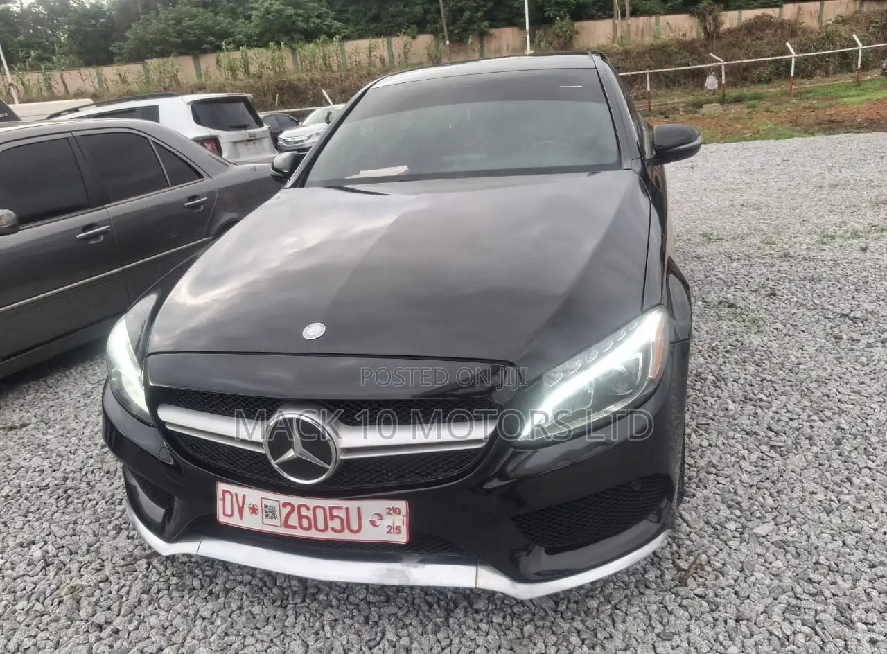Mercedes-Benz C300 2016 Black