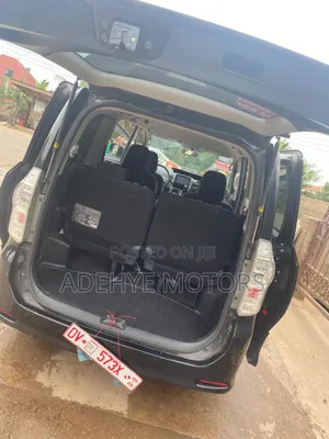 Toyota Voxy 2012 Black