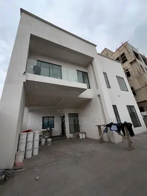 5bdrm House in Adjiringanor, Ability for sale