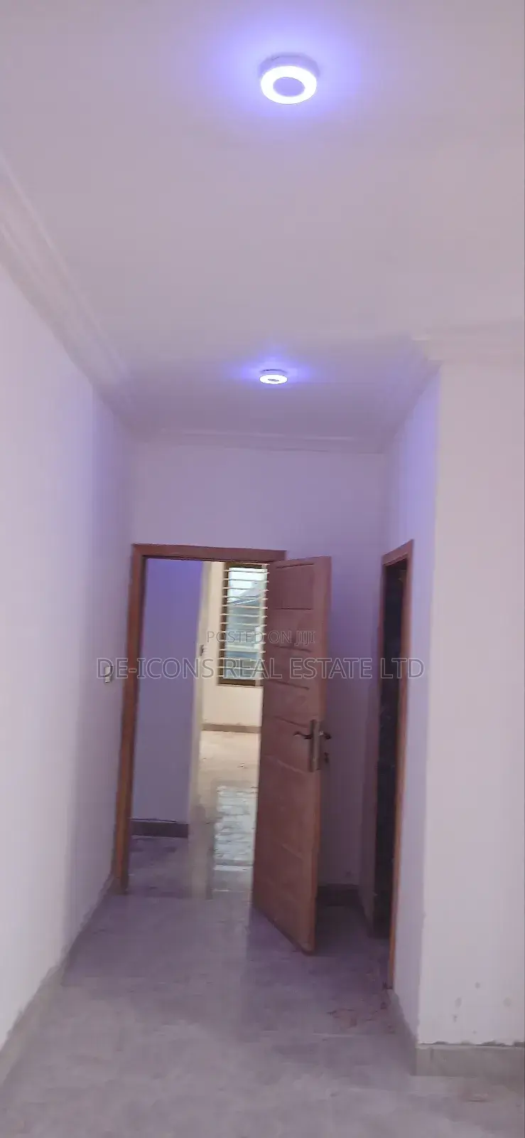 2bdrm Duplex in De-Icons Real Estate, Awutu Senya East Municipal