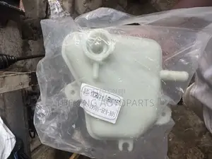 Honda CRV 2018 Coolant Reserve Container.