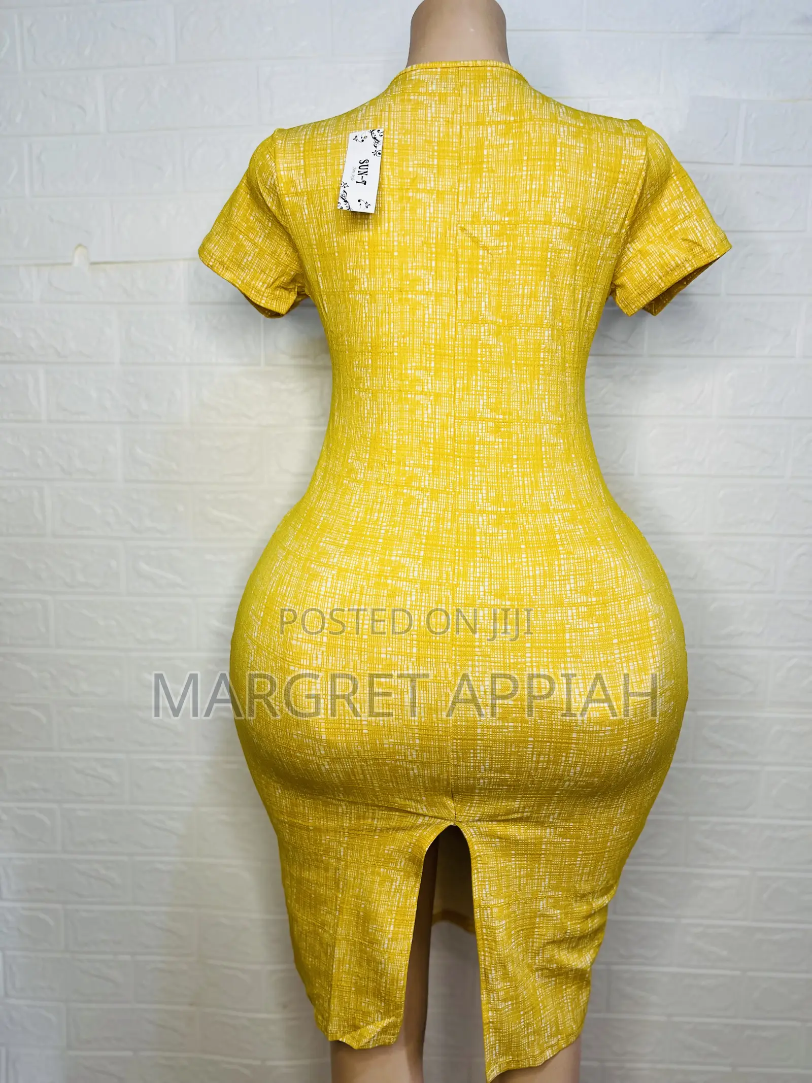 Elegant Grid Pattern Dress