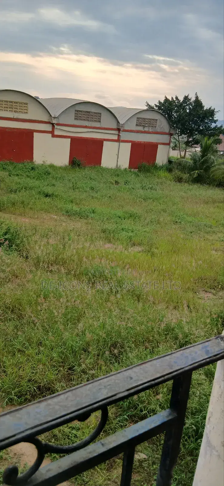 Strategically Located Warehouse in Kasoa for Sale