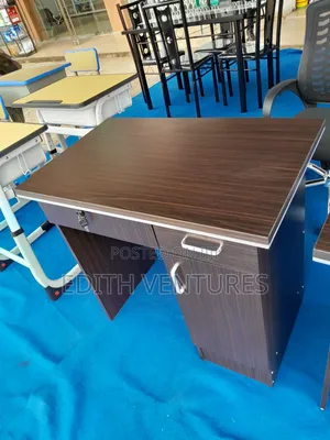 Rentfree Office Table