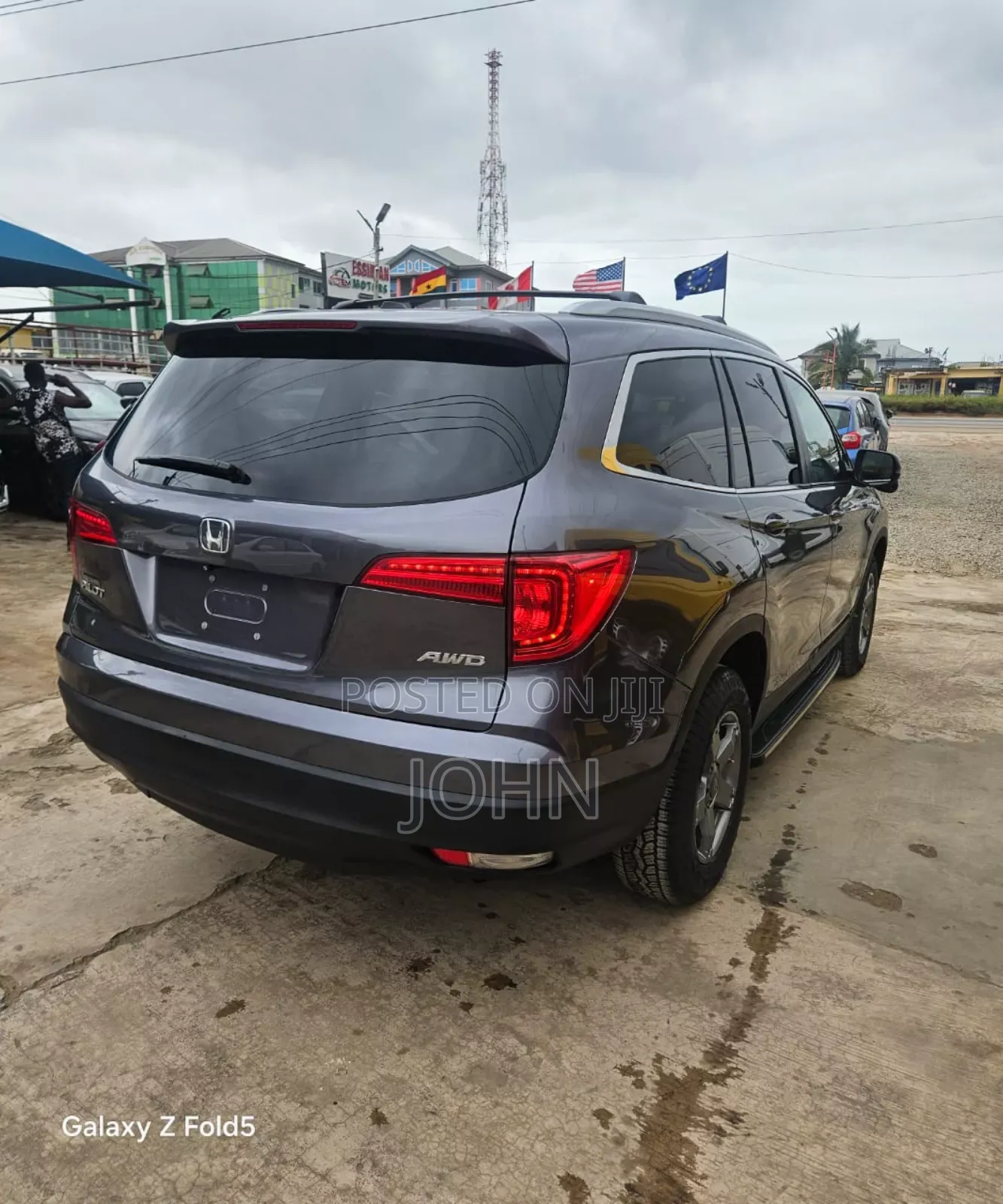 Honda Pilot Touring 4dr SUV 4WD (3.5L 6cyl 9A) 2017 Gray