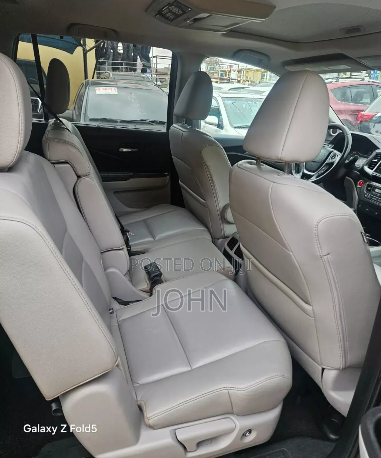 Honda Pilot Touring 4dr SUV 4WD (3.5L 6cyl 9A) 2017 Gray