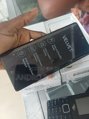 New LG Velvet 128 GB Black