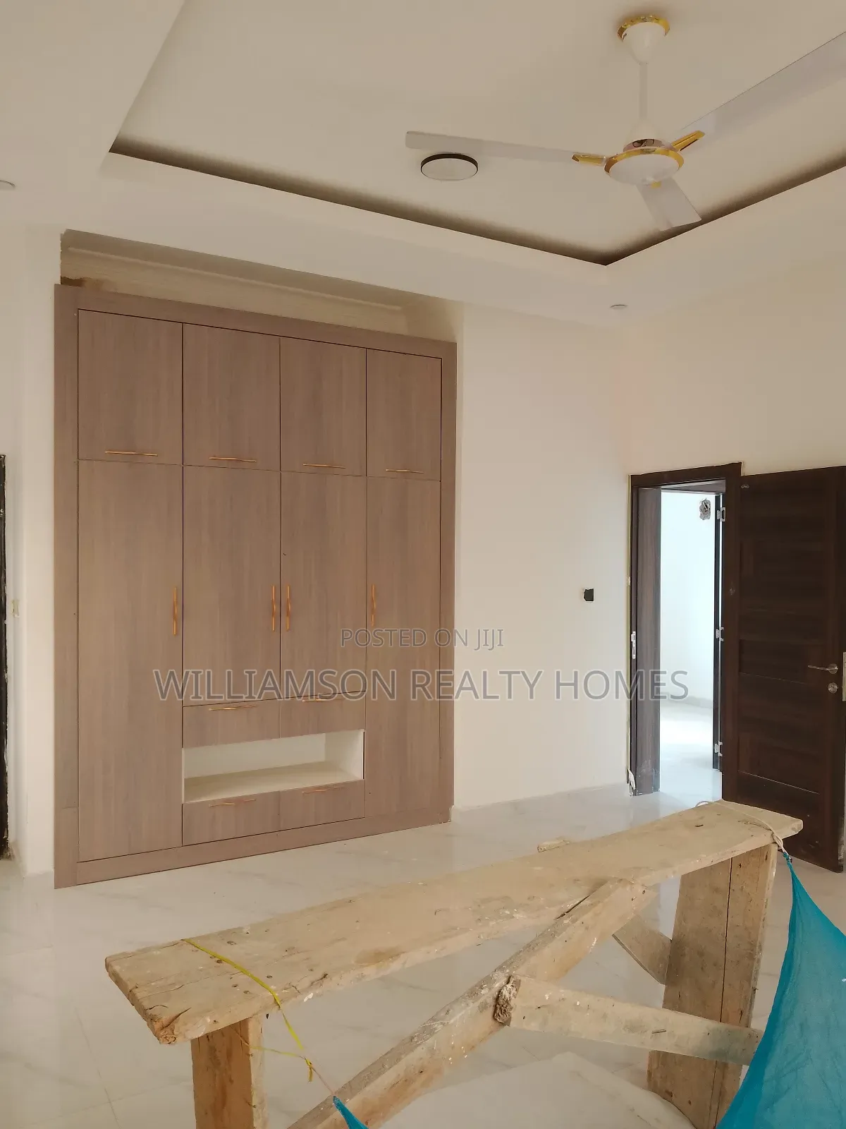 3bdrm Duplex in Hfc Estate Area, Spintex for sale
