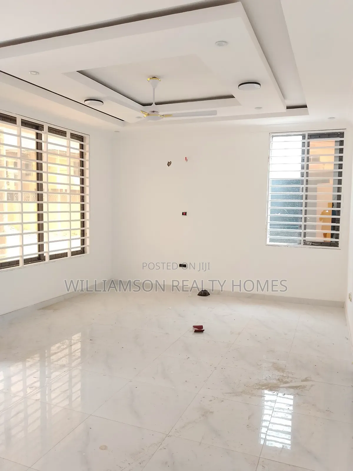 3bdrm Duplex in Hfc Estate Area, Spintex for sale