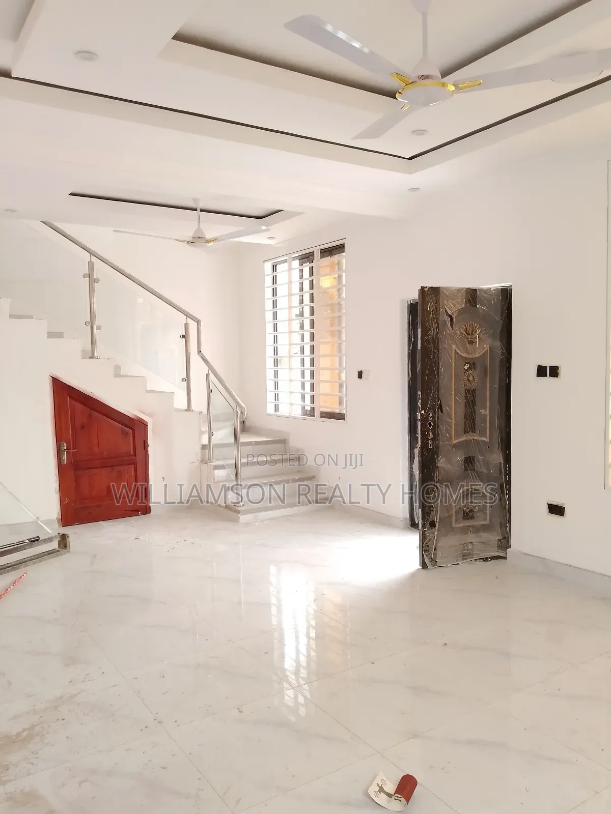 3bdrm Duplex in Hfc Estate Area, Spintex for sale