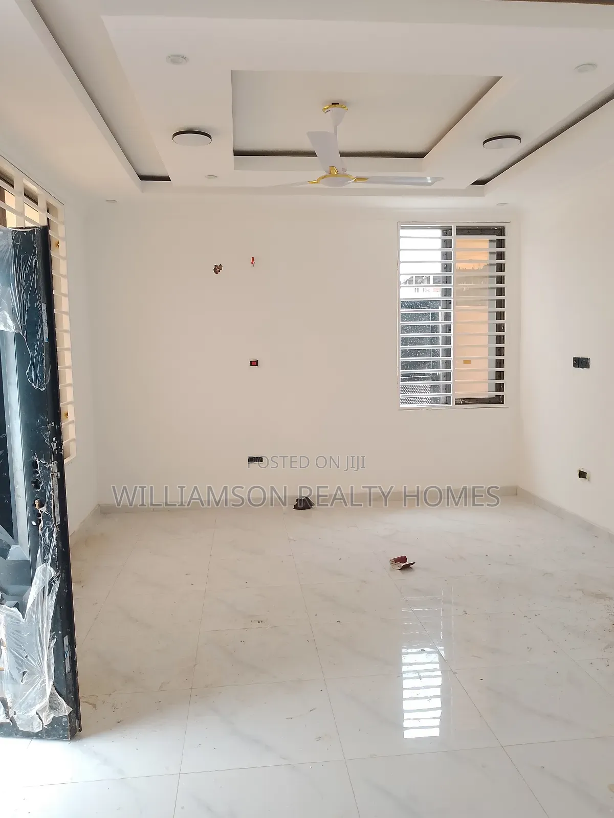 3bdrm Duplex in Hfc Estate Area, Spintex for sale