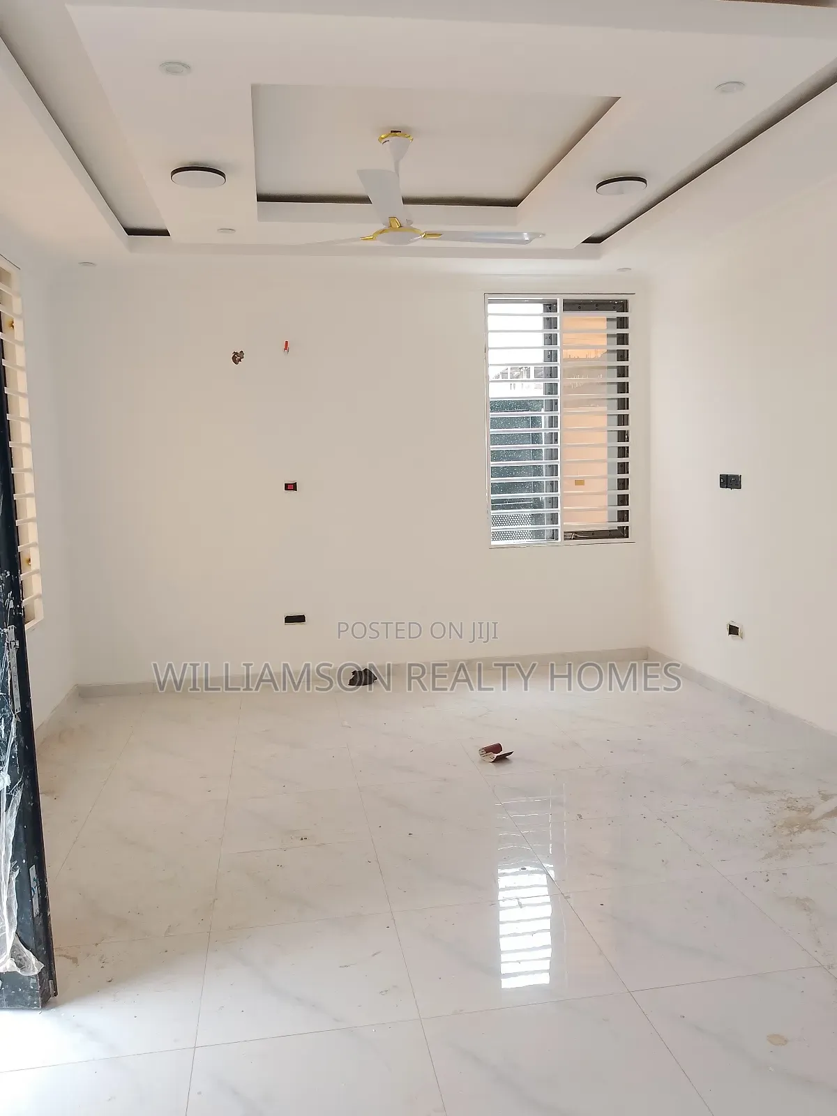3bdrm Duplex in Hfc Estate Area, Spintex for sale