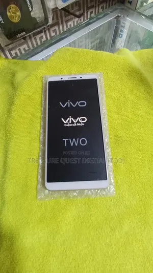 Vivo Y71 32 GB Gold