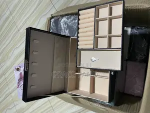 Jewelry Box With Lock and Key