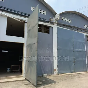 Warehouse At Spintex