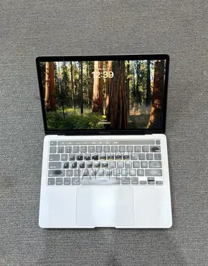 Laptop Apple MacBook Pro 2020 8GB Intel Core I5 SSD 256GB