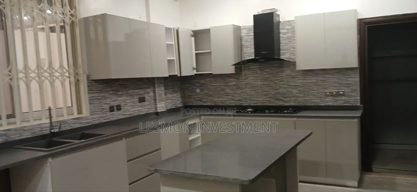 4bdrm House in East Legon, American House for sale