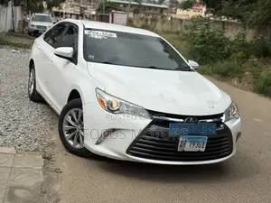 Toyota Camry 2016 White