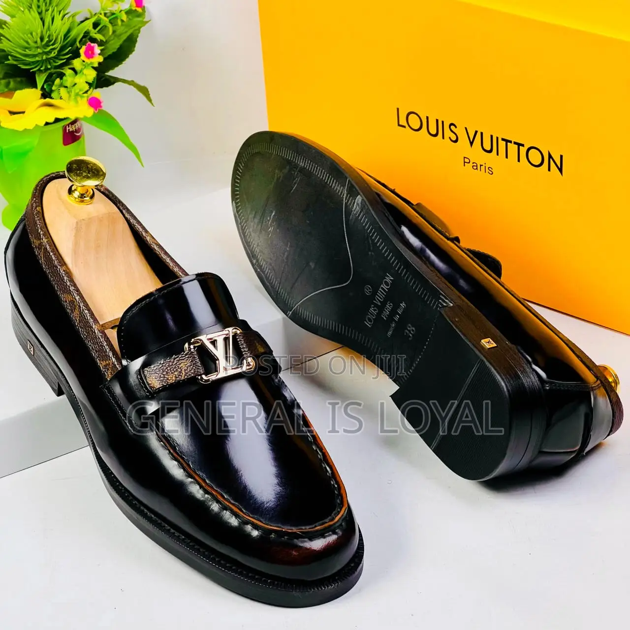 Louis Vuitton Coffee Mirror Leather Men Loafers Shoe