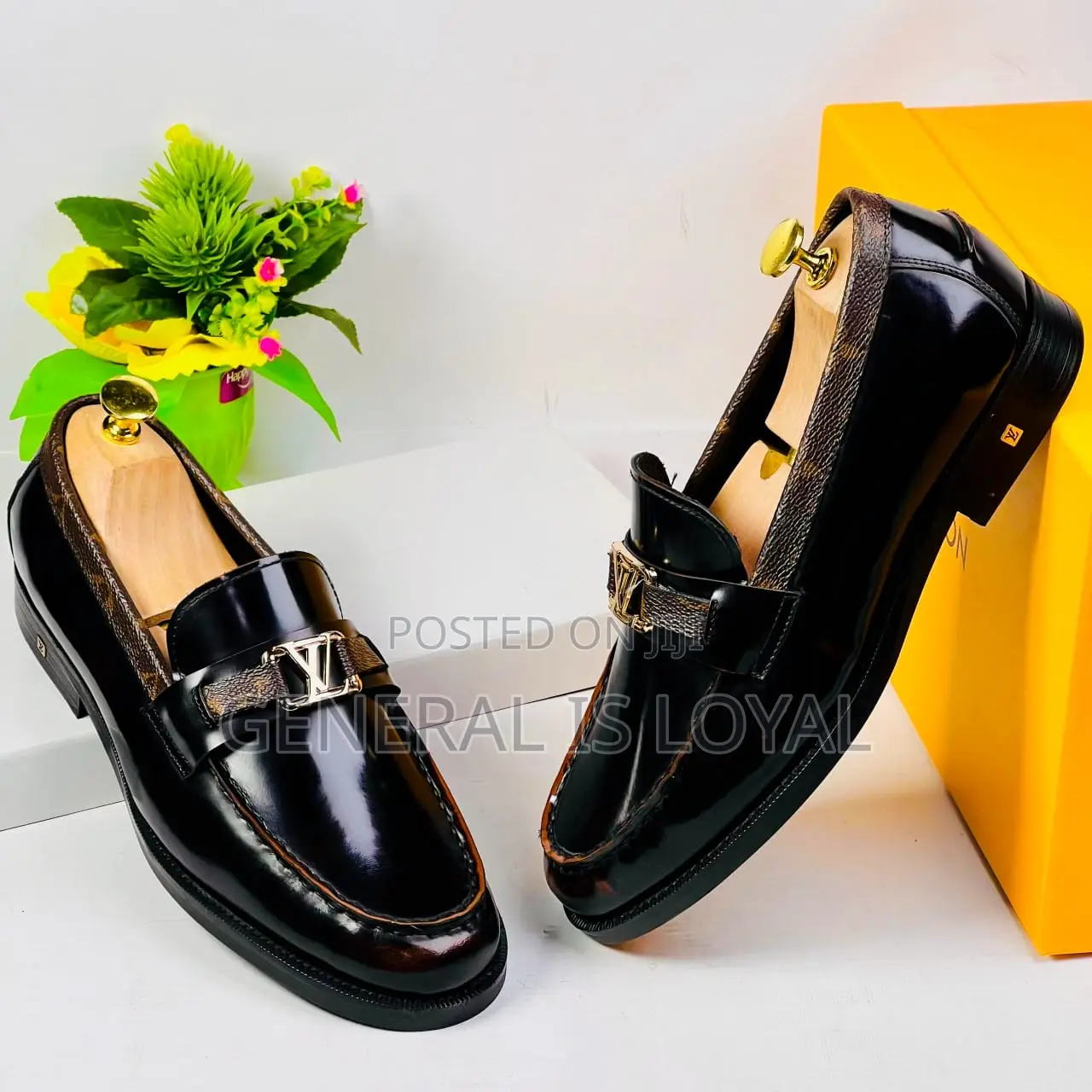 Louis Vuitton Coffee Mirror Leather Men Loafers Shoe