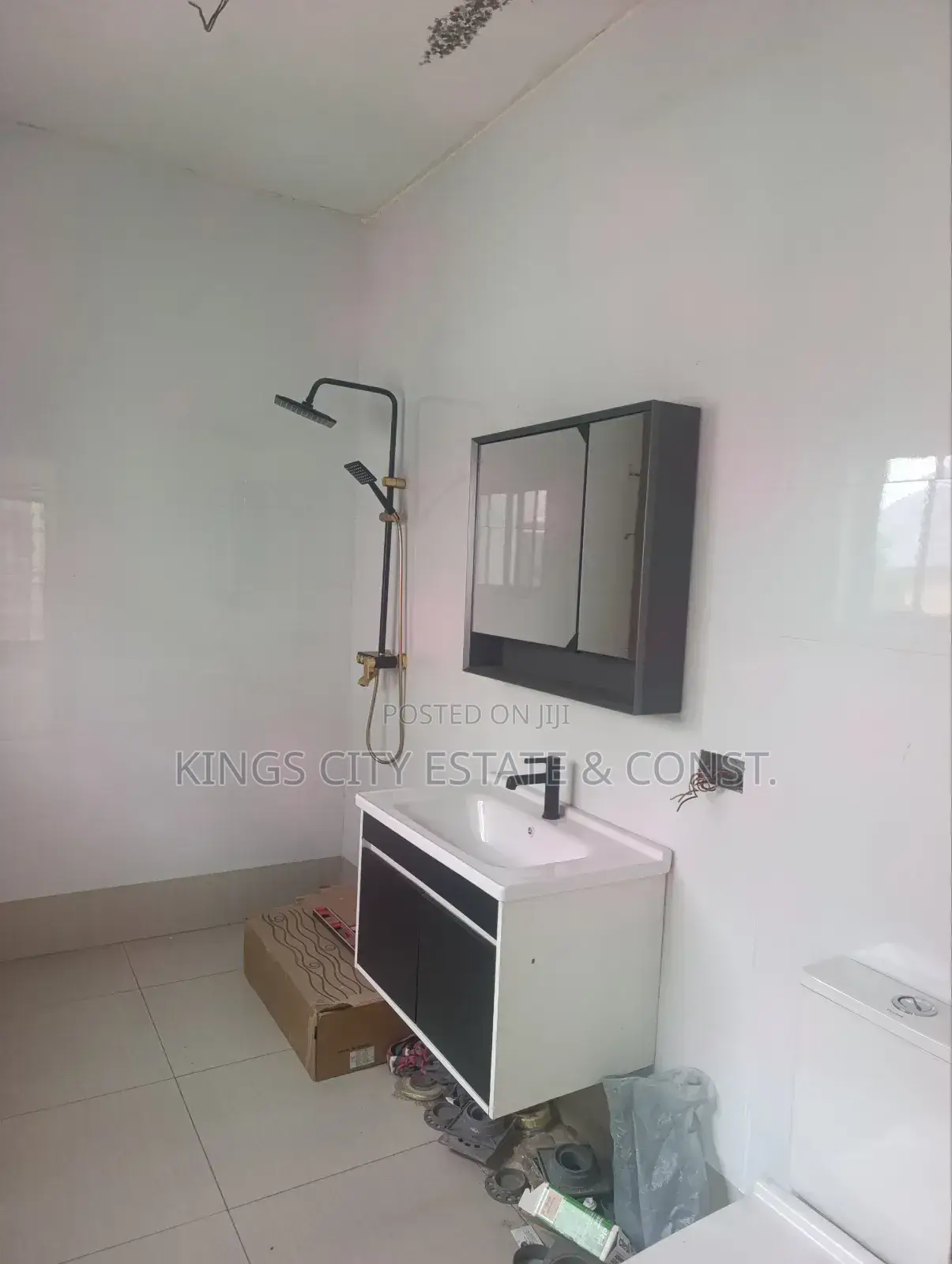 4bdrm House in Canada Estate, Ablekuma for sale