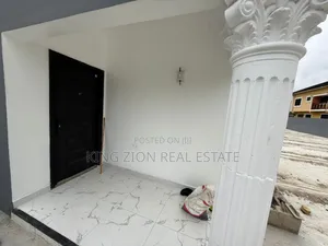 7bdrm House in King Zion Real, Awoshie for sale